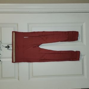 Gymshark Seamless Coral Performance Perforated Capri